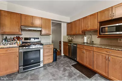 7027 Solomon Seal Court, Springfield, VA 22152 - Photo 7