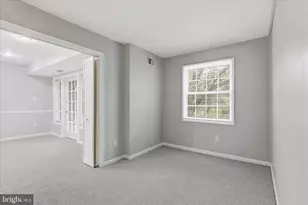5801 Rexford Dr, Springfield, VA 22152 - Photo 9