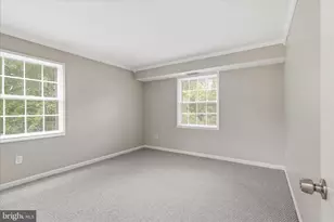 5801 Rexford Dr, Springfield, VA 22152 - Photo 13