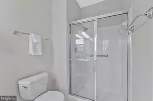 11575 Cavalier Landing Ct, Fairfax, VA 22030 - Photo 19
