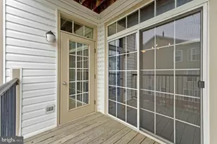 11575 Cavalier Landing Ct, Fairfax, VA 22030 - Photo 27