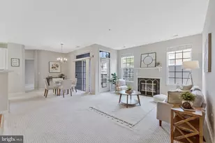 11575 Cavalier Landing Ct, Fairfax, VA 22030 - Photo 3