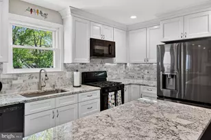 12168 Eddyspark Dr, Herndon, VA 20170 - Photo 21