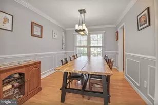 14617 Lock Dr, Centreville, VA 20120 - Photo 5