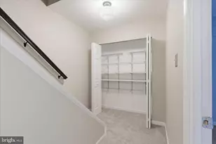 10256 Friendship Ct, Fairfax, VA 22032 - Photo 27