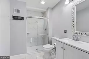 10256 Friendship Ct, Fairfax, VA 22032 - Photo 21