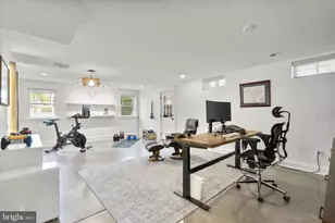 767 Monroe St, Herndon, VA 20170 - Photo 47