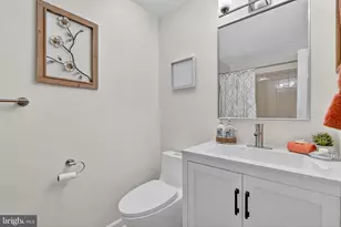 5866 Wood Flower Ct, Burke, VA 22015 - Photo 29