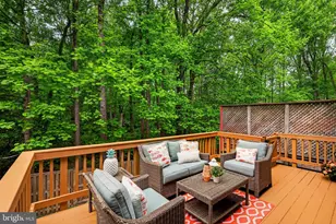 5866 Wood Flower Ct, Burke, VA 22015 - Photo 7