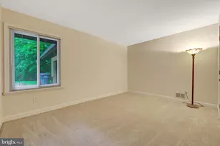 12009 Canter Ln, Reston, VA 20191 - Photo 33