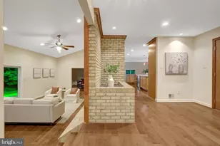 12009 Canter Ln, Reston, VA 20191 - Photo 5