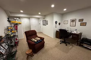 8229 Bell Ln, Vienna, VA 22182 - Photo 39