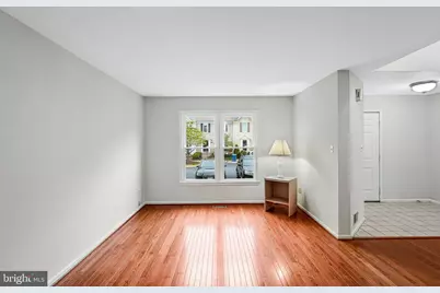 5175 Glen Meadow Drive, Centreville, VA 20120 - Photo 7