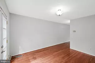 5175 Glen Meadow Dr, Centreville, VA 20120 - Photo 5
