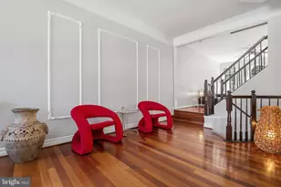 6202 Manchester Park Cir, Alexandria, VA 22310 - Photo 5