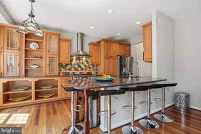 6202 Manchester Park Circle, Alexandria, VA 22310 - Photo 13