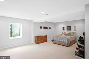 6615 Crayford St, Burke, VA 22015 - Photo 21