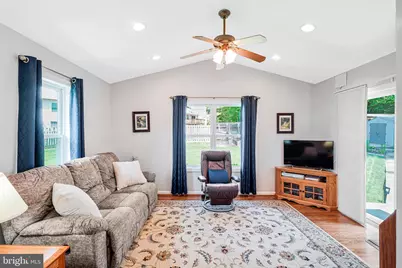 6615 Crayford Street, Burke, VA 22015 - Photo 7