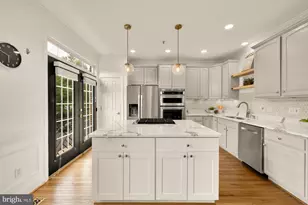 5420 Edsall Ridge Pl, Alexandria, VA 22312 - Photo 11