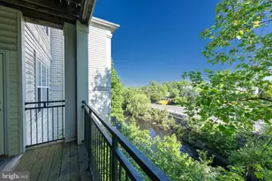12100 Garden Grove Cir, Fairfax, VA 22030 - Photo 21