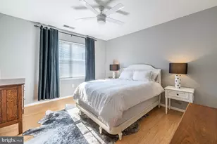 12100 Garden Grove Cir, Fairfax, VA 22030 - Photo 11