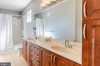 12100 Garden Grove Circle #303, Fairfax, VA 22030 - Photo 13