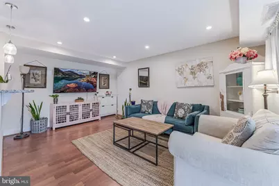 7604 Savannah Street #T1, Falls Church, VA 22043 - Photo 5