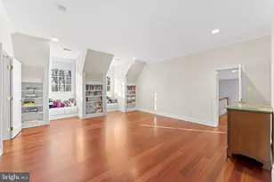 8541 Old Dominion Dr, McLean, VA 22102 - Photo 25