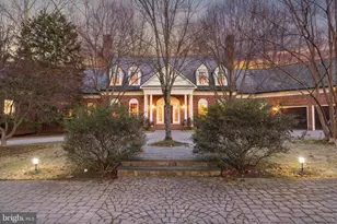 8541 Old Dominion Dr, McLean, VA 22102 - Photo 7