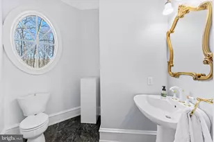 8541 Old Dominion Dr, McLean, VA 22102 - Photo 51