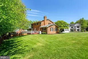 6413 Noble Dr, McLean, VA 22101 - Photo 3