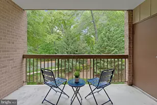1621 Parkcrest Cir, Reston, VA 20190 - Photo 21