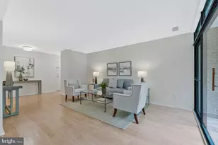 1621 Parkcrest Cir, Reston, VA 20190 - Photo 5