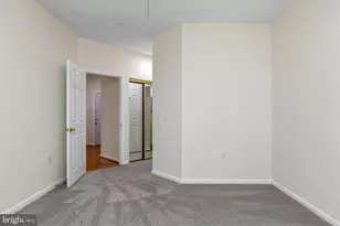 4129 Fountainside Ln, Fairfax, VA 22030 - Photo 11
