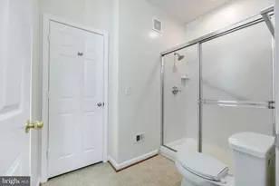 4129 Fountainside Ln, Fairfax, VA 22030 - Photo 21