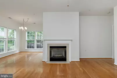 4129 Fountainside Lane #104, Fairfax, VA 22030 - Photo 3