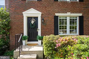 8943 Park Forest Dr, Springfield, VA 22152 - Photo 3