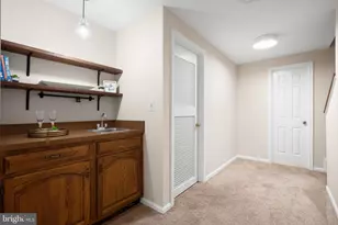 8943 Park Forest Dr, Springfield, VA 22152 - Photo 61