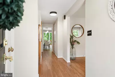 8943 Park Forest Drive, Springfield, VA 22152 - Photo 5