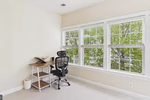 11549 Cavalier Landing Ct, Fairfax, VA 22030 - Photo 31