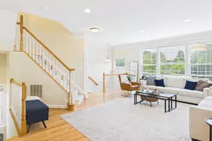 11549 Cavalier Landing Ct, Fairfax, VA 22030 - Photo 9