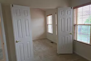 14635 Seasons Dr, Centreville, VA 20120 - Photo 33