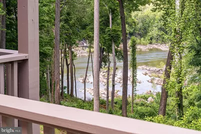 7018 Green Oak Drive, McLean, VA 22101 - Photo 3