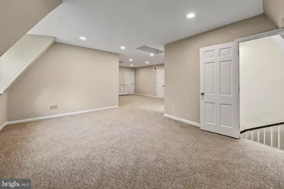 7018 Green Oak Drive, McLean, VA 22101 - Photo 39
