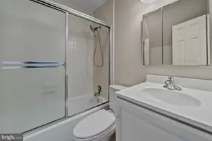7018 Green Oak Dr, McLean, VA 22101 - Photo 43