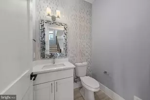 6813 Dean Dr, McLean, VA 22101 - Photo 13