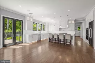 6813 Dean Dr, McLean, VA 22101 - Photo 5