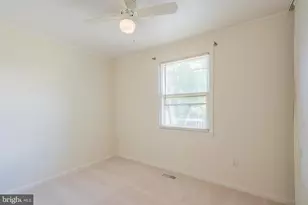 3048 Silent Valley Dr, Fairfax, VA 22031 - Photo 27