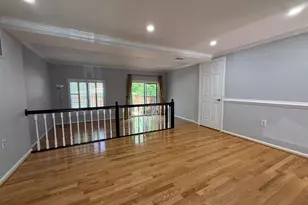 5650 Ridge View Dr, Alexandria, VA 22310 - Photo 3