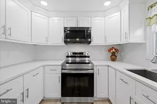 6987 Villa-Del-Rey Ct, Springfield, VA 22150 - Photo 5